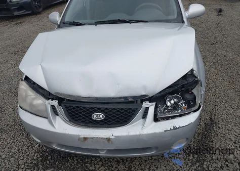 2006 Kia Spectra5 z USA, uszkodzony, nr VIN KNAFE162265288140